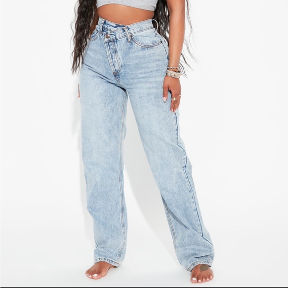 FashionNova Crossover Straight Leg Jeans - Picture 1 of 4